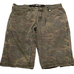 XRay Jeans Men’s Green Camo Denim Shorts Size 34 Casual Camouflage Streetwear